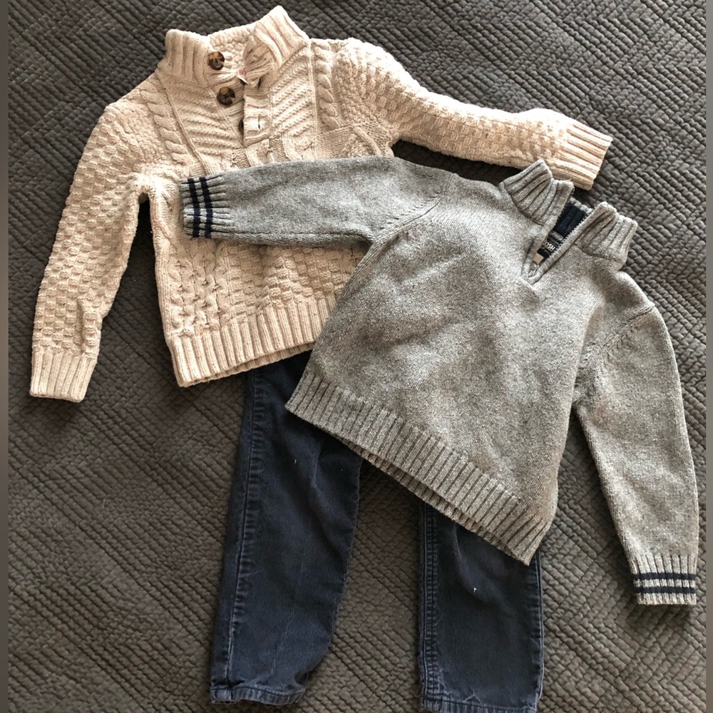 🌸2/$12🌸 Boys Sweater + Corduroy Pants Set